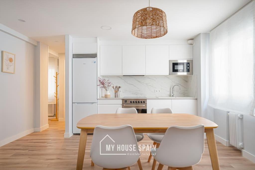 Myhousespain - Piso Nuevo En El Centro De โอเบียโด ภายนอก รูปภาพ