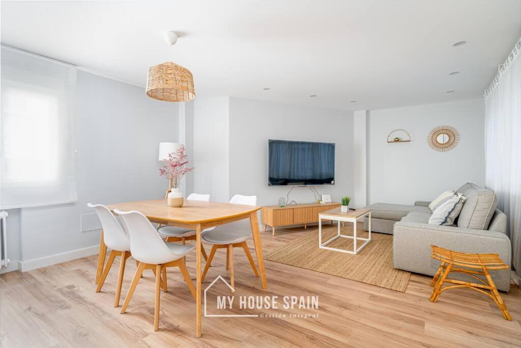 Myhousespain - Piso Nuevo En El Centro De โอเบียโด ภายนอก รูปภาพ